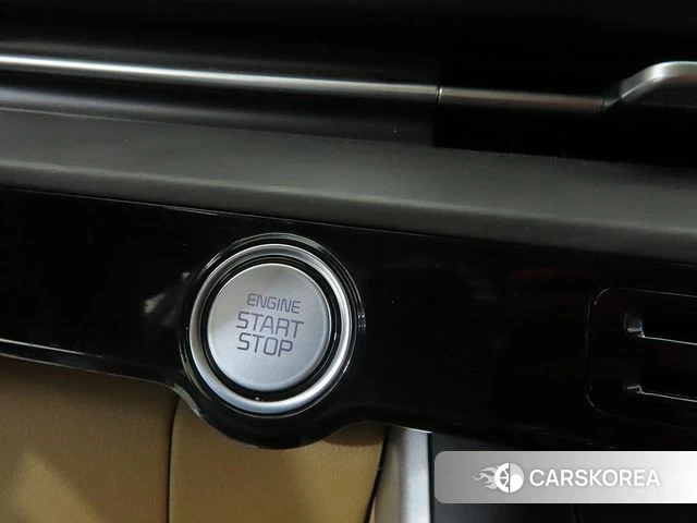 Kia Carnival 4th generation 2022 Жемчужный цвет из Кореи, фото 6