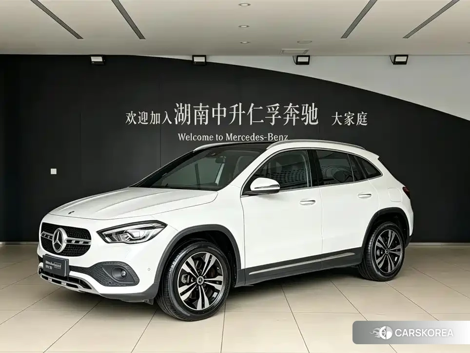 Mercedes-Benz GLA 2023 Белый из Китая, фото 6