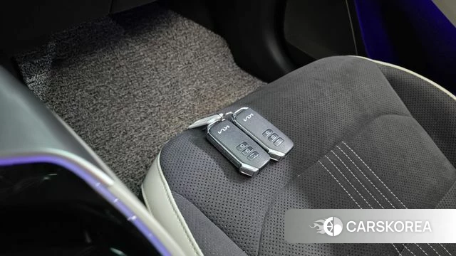 Kia EV6 2023 Белый из Кореи, фото 6