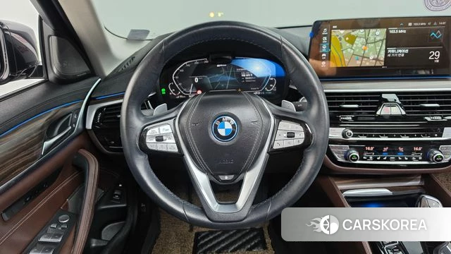 BMW 5 Series (G30) 2022 Черный из Кореи, фото 6