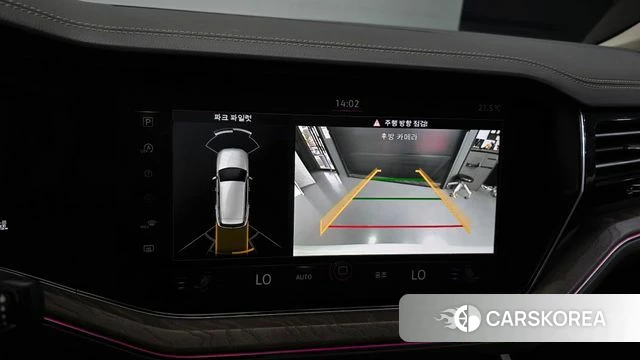 Volkswagen Touareg 3rd generation 2020 Белый из Кореи, фото 6
