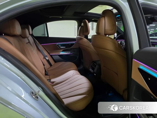 Mercedes-Benz E-Class W214 2025 Серебряный из Кореи, фото 6