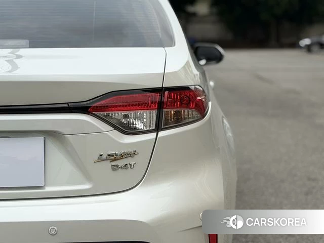 Toyota Levin 2021 Белый из Китая, фото 6