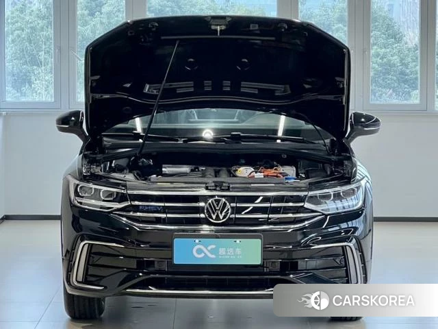 Volkswagen Tiguan L 2025 Черный из Китая, фото 6