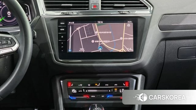 Volkswagen Tiguan second Generation 2023 Белый из Кореи, фото 6