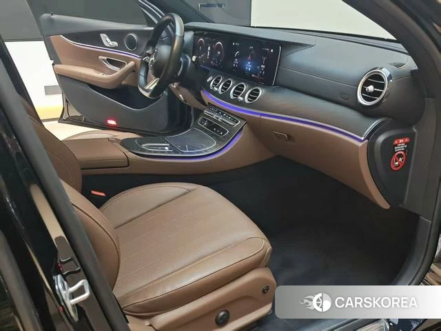 Mercedes-Benz E-Class 2021 Черный из Китая, фото 6