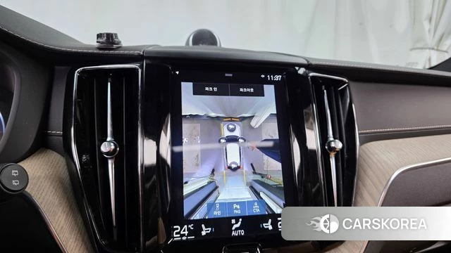 Volvo XC60 second Generation 2020 Белый из Кореи, фото 6
