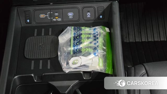 Hyundai Santa Fe (MX5) 2023 Белый из Кореи, фото 6