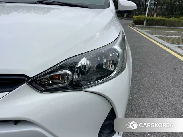 Toyota Yaris L 2021 Белый из Китая, фото 6