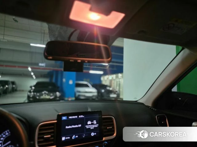 Hyundai Venue 2021 Серый из Кореи, фото 6
