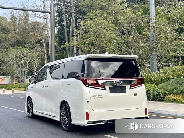 Toyota Alphard 2021 Белый из Китая, фото 6