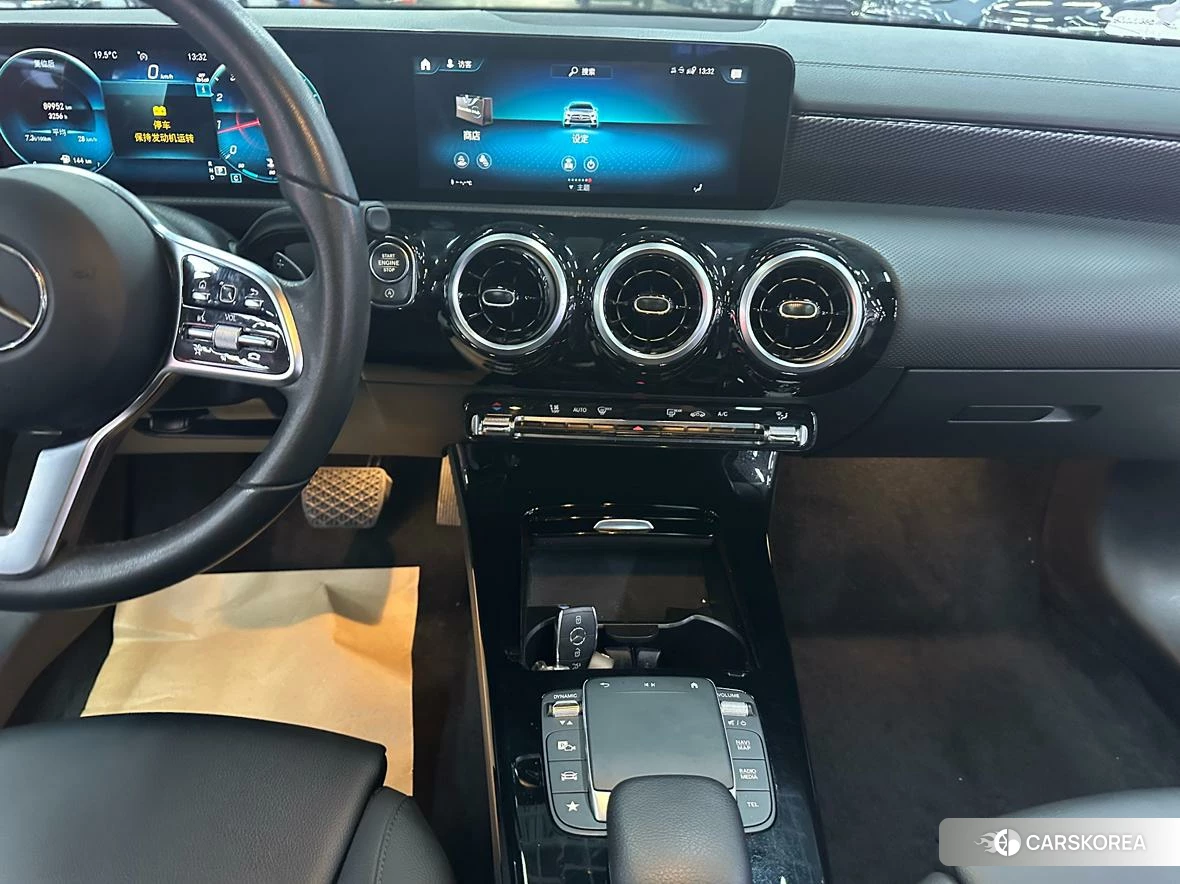Mercedes-Benz A-Class 2021 Красный из Китая, фото 6