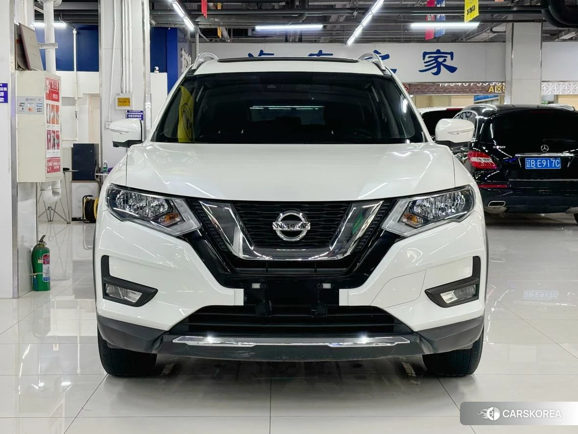 Nissan X-Trail 2020 Белый из Китая, фото 6