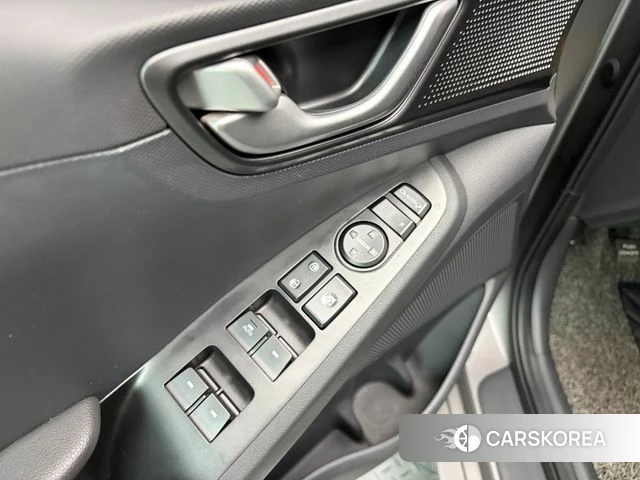 Hyundai The New Ionic Hybrid 2020 Серый из Кореи, фото 6
