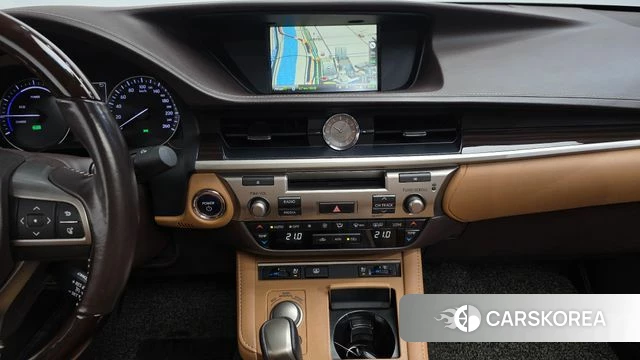 Lexus New ES300h id 4944453 из Кореи 7