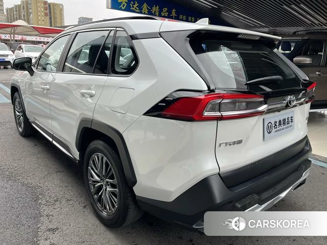 Toyota Wildlander 2023 Белый из Китая, фото 6