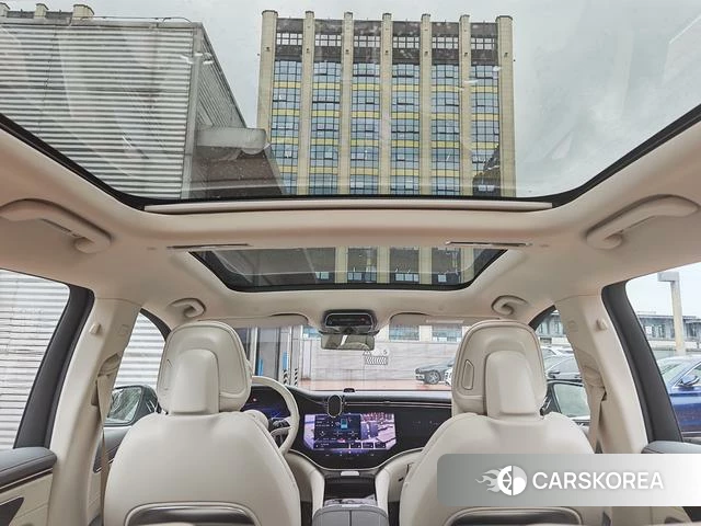 Mercedes-Benz EQS 2023 Серебристо-серый из Китая, фото 6