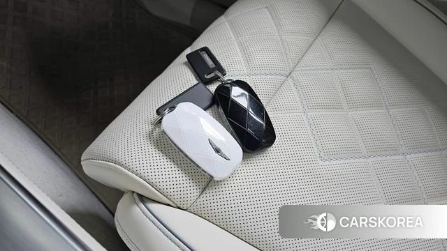 Genesis Electrified GV70 2026 Серый из Кореи, фото 6