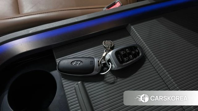 Hyundai Staria 2021 Белый из Кореи, фото 6