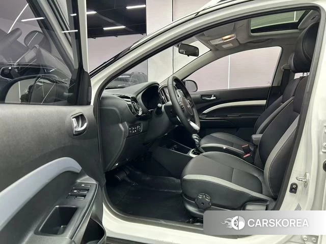 Kia KX1 2021 Белый из Китая, фото 6