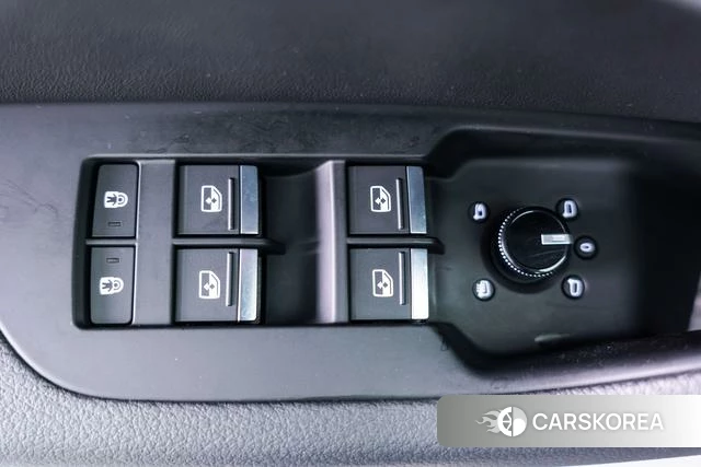 Audi A6 2022 Темно-серый из Китая, фото 6