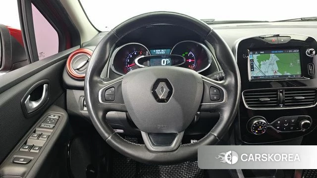 Renault Korea (Samsung) Clio 2018 Красный из Кореи, фото 6