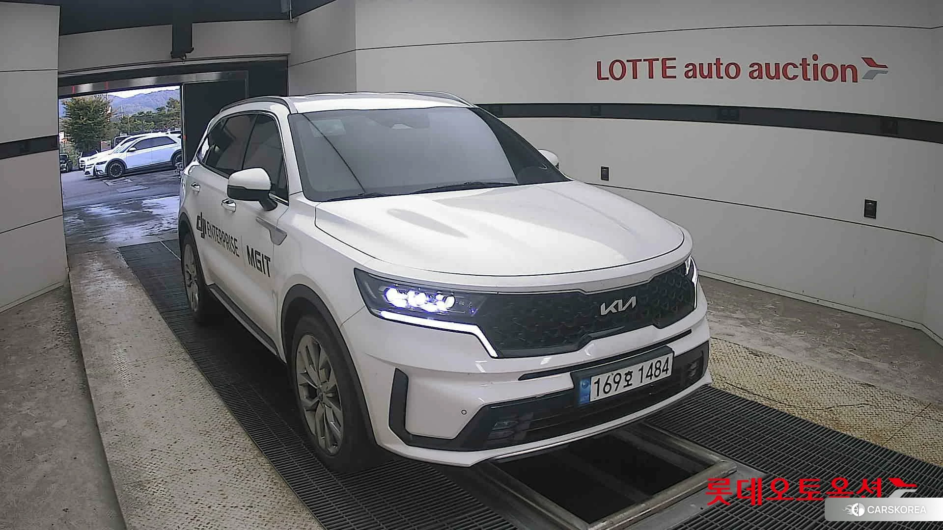 Kia Sorento 2022 Snow White Pearl (optional) из Кореи, фото 6