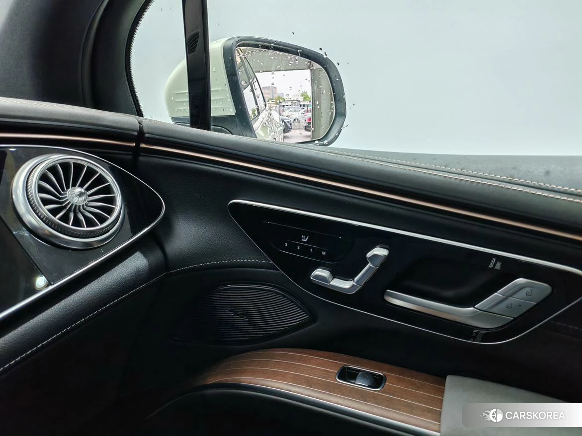 Mercedes-Benz EQS 2023 Белый из Китая, фото 6