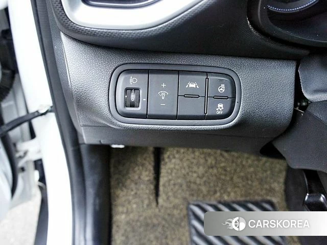 Hyundai Venue 2021 Белый из Кореи, фото 6