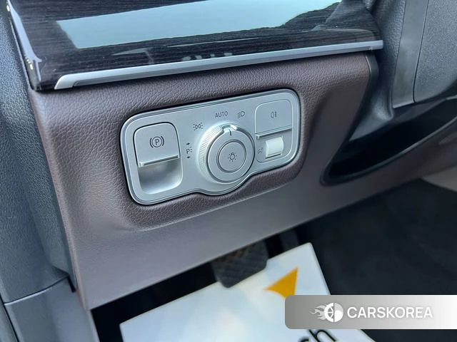Mercedes-Benz GLE 2023 Черный из Китая, фото 6