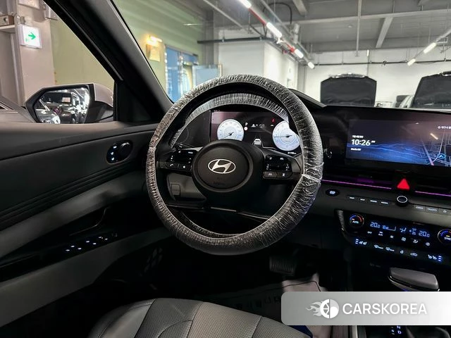 Hyundai The New Avante (CN7) 2023 Белый из Кореи, фото 6