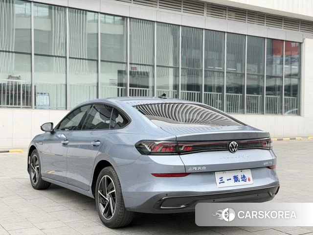 Volkswagen Lamando 2023 Синий из Китая, фото 6