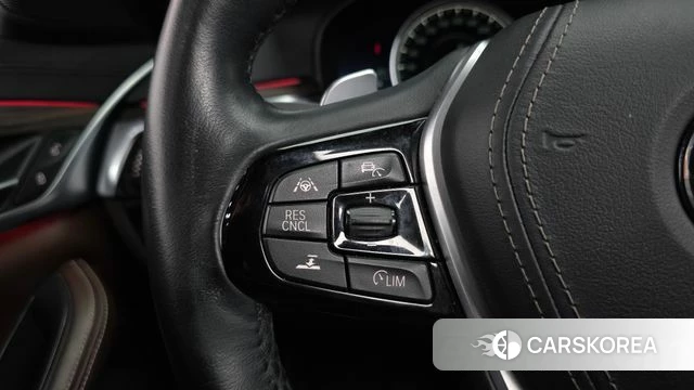 BMW 5 Series (G30) 2018 Белый из Кореи, фото 6