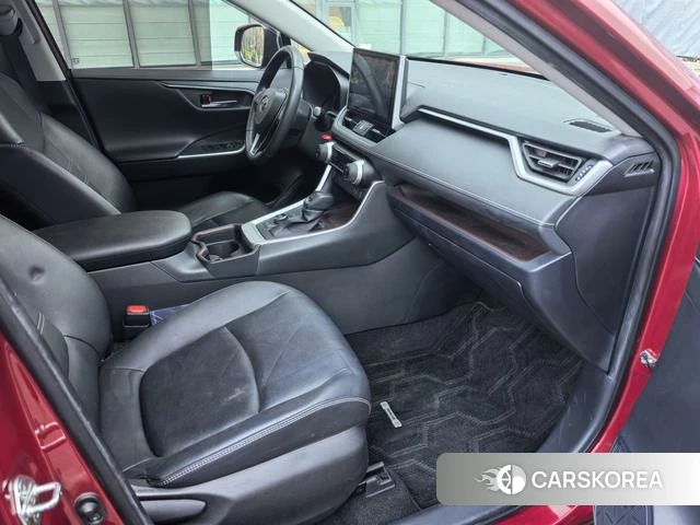 Toyota RAV4 2021 Красный из Китая, фото 6