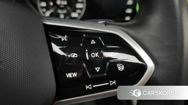Volkswagen Touareg 3rd generation 2023 Черный из Кореи, фото 6