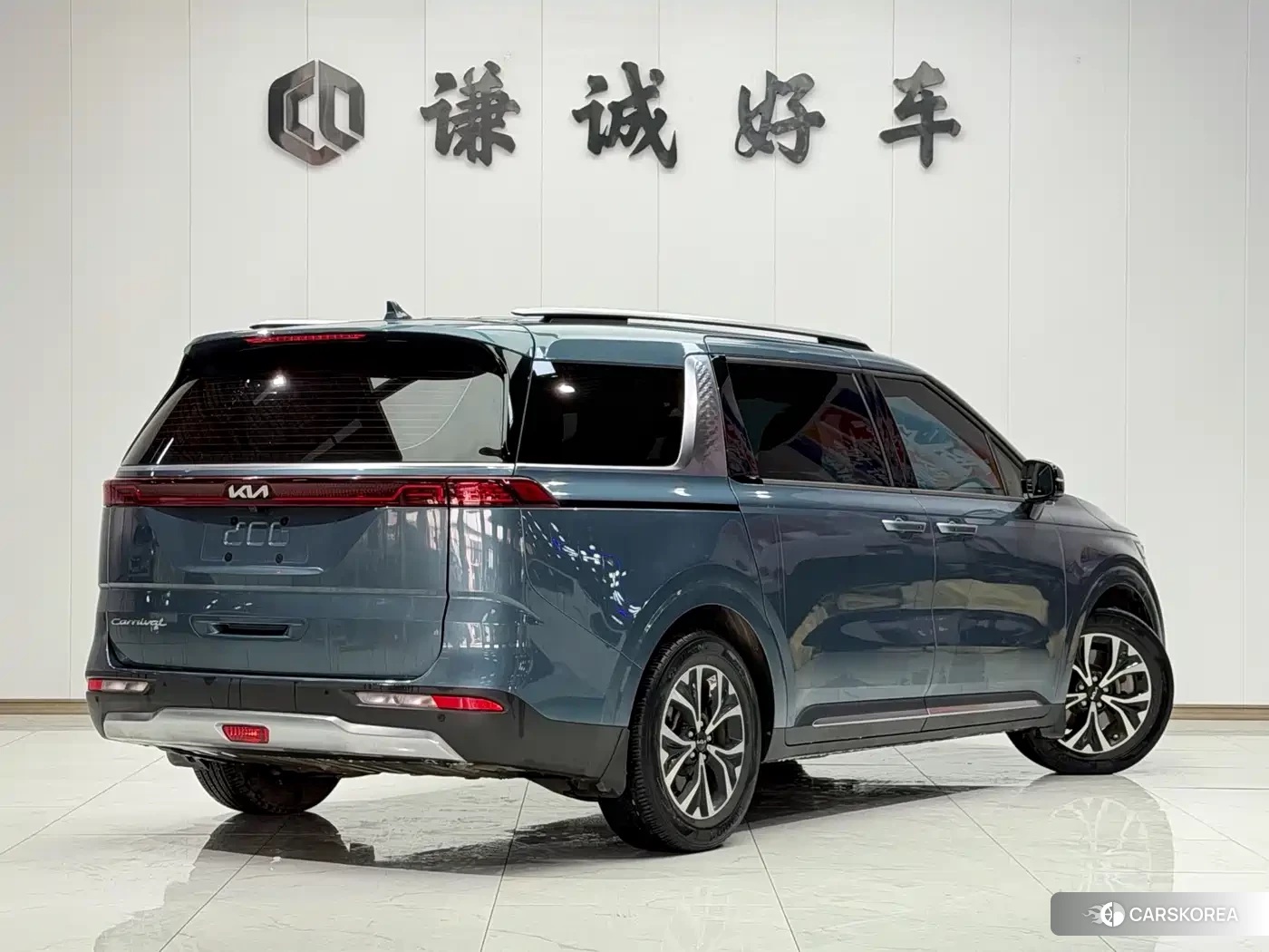 Kia Carnival 2023 Синий из Китая, фото 6