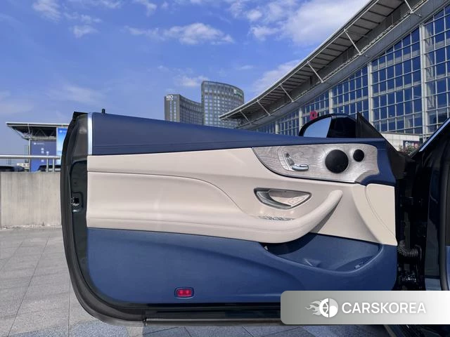 Mercedes-Benz E-Class 2023 Зеленый из Китая, фото 6