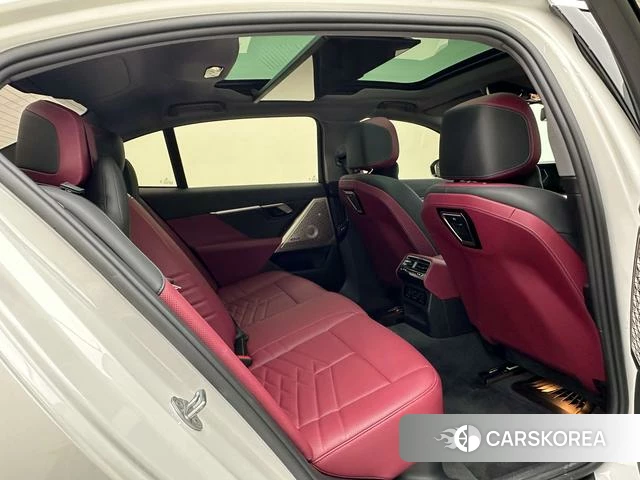 BMW 5 series 2025 Белый из Китая, фото 6