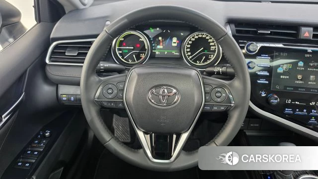 Toyota Camry (XV70) 2018 Серебряный из Кореи, фото 6