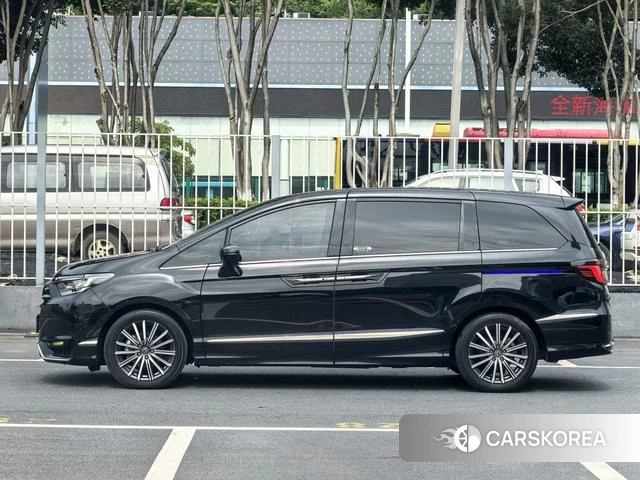 Honda Elysion 2024 Черный из Китая, фото 6