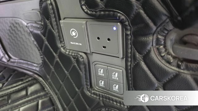 Kia EV9 2023 Черный из Кореи, фото 6
