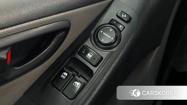 Hyundai The New Grand Starex 2019 Белый из Кореи, фото 6