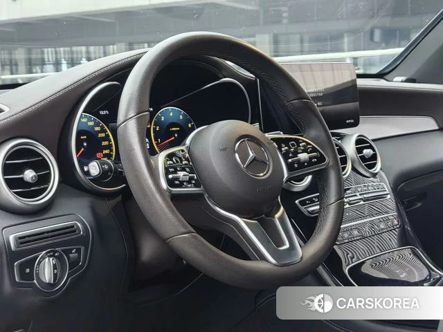 Mercedes-Benz GLC 2021 Белый из Китая, фото 6
