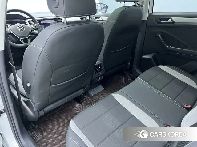 Volkswagen T-Roc 2021 Белый из Китая, фото 6