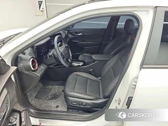 Chevrolet (GM Daewoo) Trax Crossover 2023 Белый из Кореи, фото 6