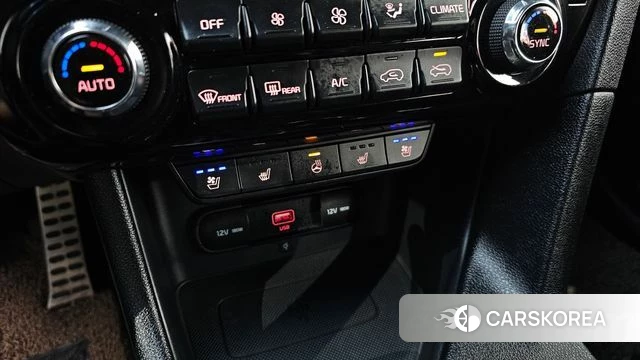 Kia Sportage The Bold 2020 Черный из Кореи, фото 6