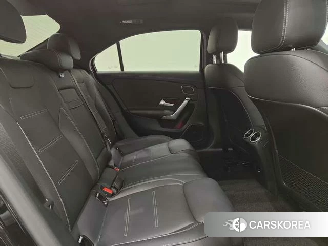Mercedes-Benz AMG A-Class 2025 Черный из Китая, фото 6