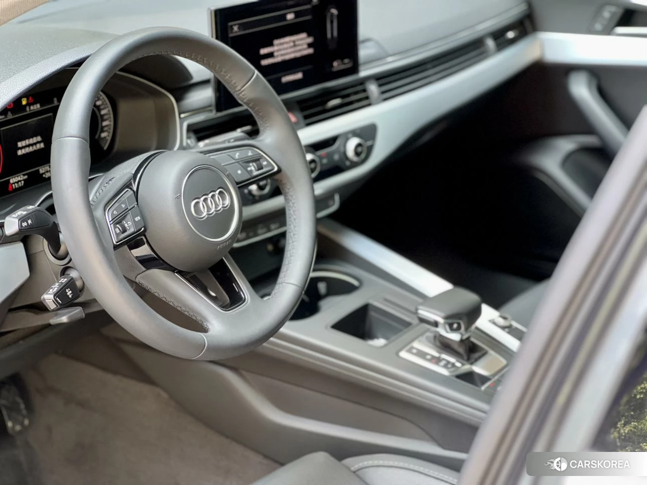Audi A4L 2020 Темно-серый из Китая, фото 6