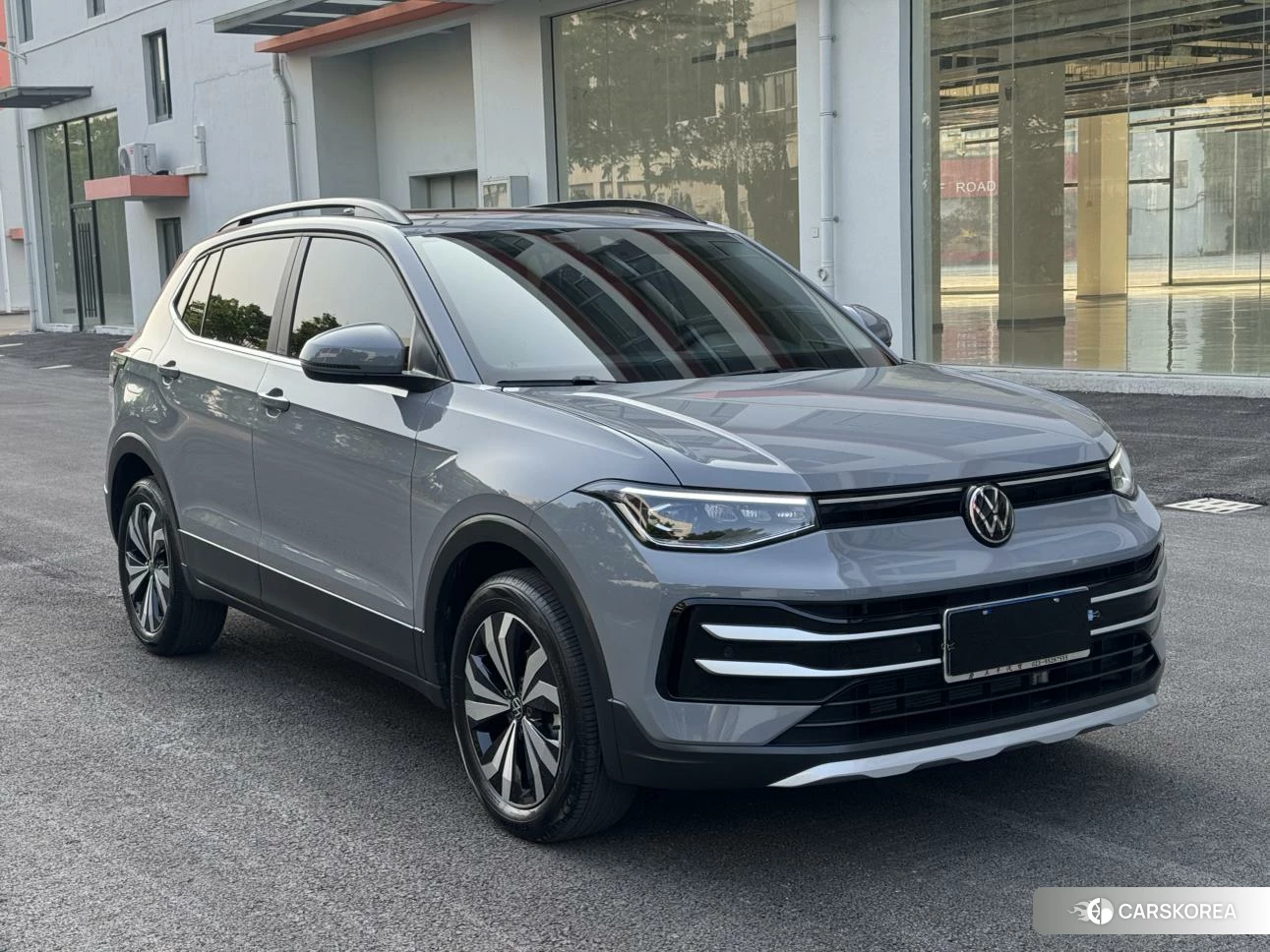 Volkswagen Tharu 2024 Темно-серый из Китая, фото 6