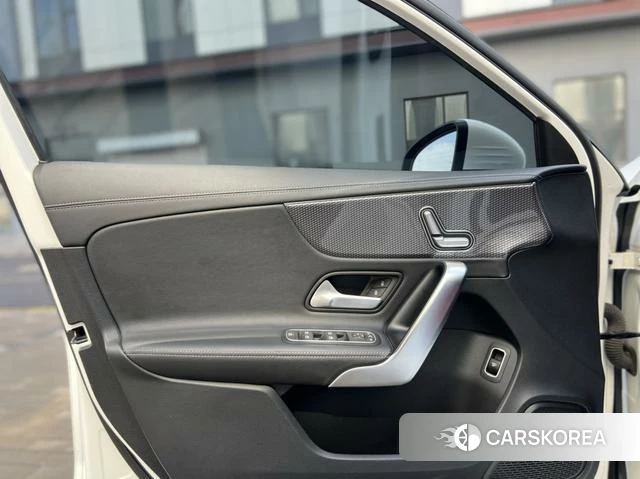 Mercedes-Benz A-Class 2023 Белый из Китая, фото 6